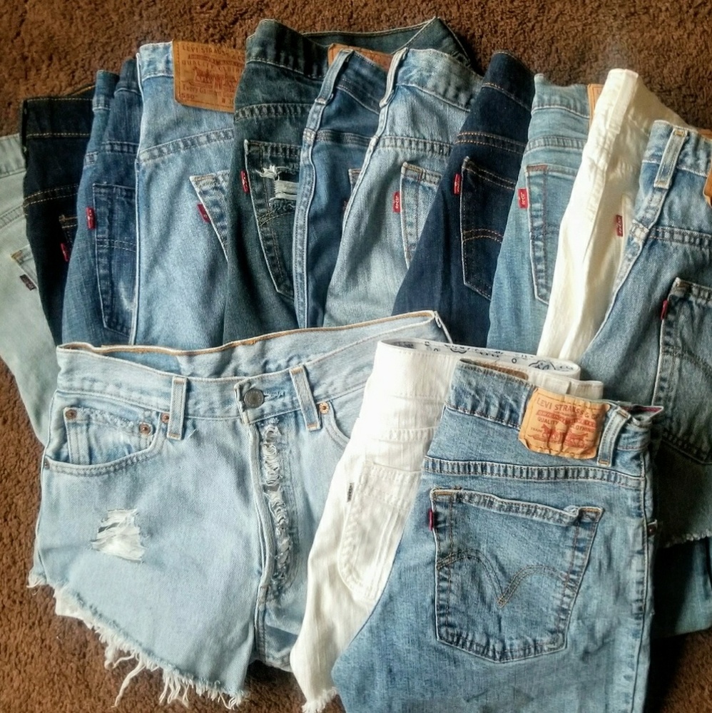 VINTAGE LEVI'S HIGHRISE MID & LOW RISE DISTRESSED FRAYED & ROLLED CUTOFF SHORTS